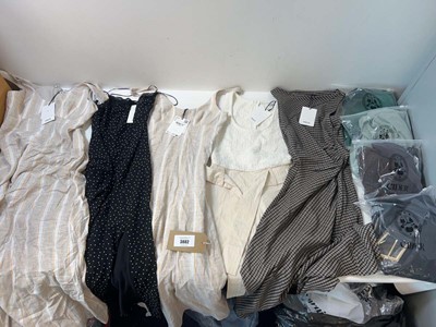 Lot 3882 - Ladies clothing MNG, Cider