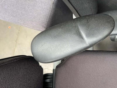 Lot 85 - 4 RH black upholstered office chairs with arms