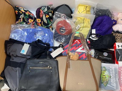 Lot 3926 - Accessories, swimwear, underwear, socks, Under...