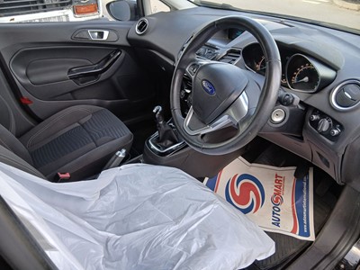 Lot low mileage 2013 Ford Fiesta Zetec 82 5-door hatchback