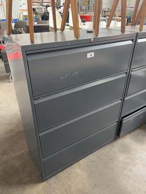 Lot 90 - 4 drawer lateral filing cabinet in grey -...