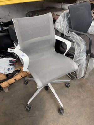 Lot 133 - Herman Miller 'Setu' chair with a grey mesh...