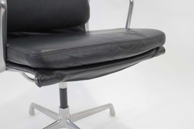 Lot 1 - Charles & Ray Eames for Herman Miller, an...