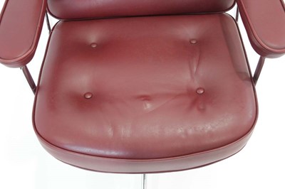 Lot 2 - Charles & Ray Eames for Vitra, an ES104 'Time...