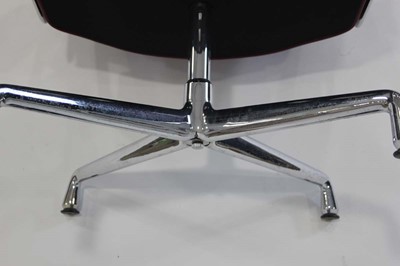 Lot 2 - Charles & Ray Eames for Vitra, an ES104 'Time...