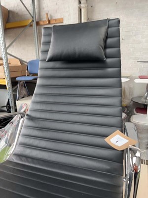 Lot 4 - Charles & Ray Eames for Vitra, an EA124 lounge...