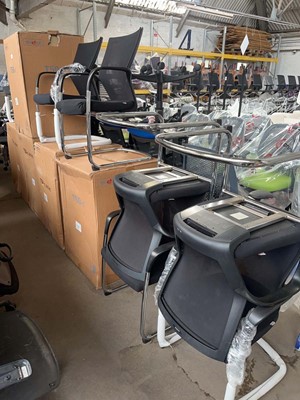 Lot 147 - 12 Sidiz T50 Cantilever reception chairs in...