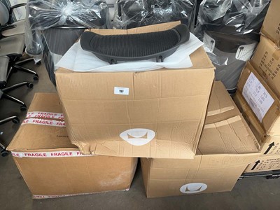 Lot 157 - 3 Large boxes containing approximately 30 (in...