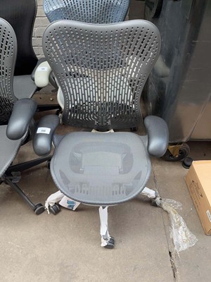 Lot 208 - Herman Miller Mirra office chair with grey...