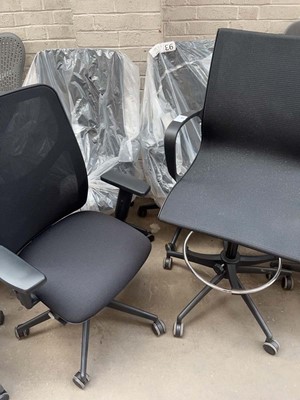 Lot 217 - Draughtsman chair with 3 Toransen black mesh...