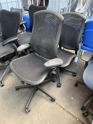 Lot 231 - 2 Herman Miller Celle chairs - 1 with arms -...