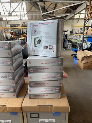 Lot 261 - 4 Phoenix security safes KS0031E