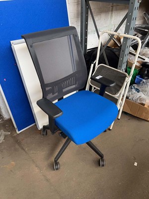 Lot 269 - Office chair with arms with black mesh back...