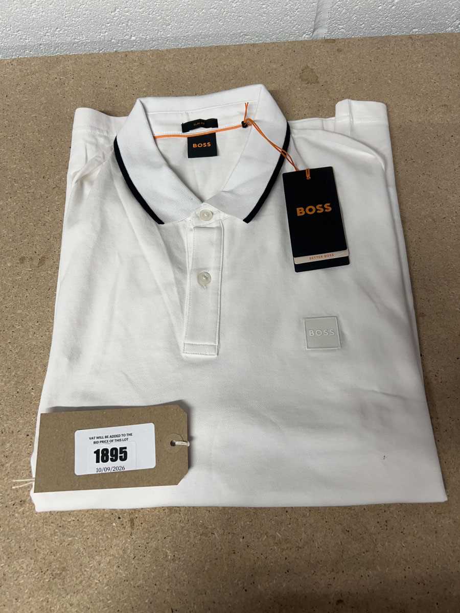 Lot Hugo Boss 'BOSS' logo polo top in white size XL