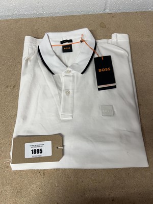 Lot Hugo Boss 'BOSS' logo polo top in white size XL