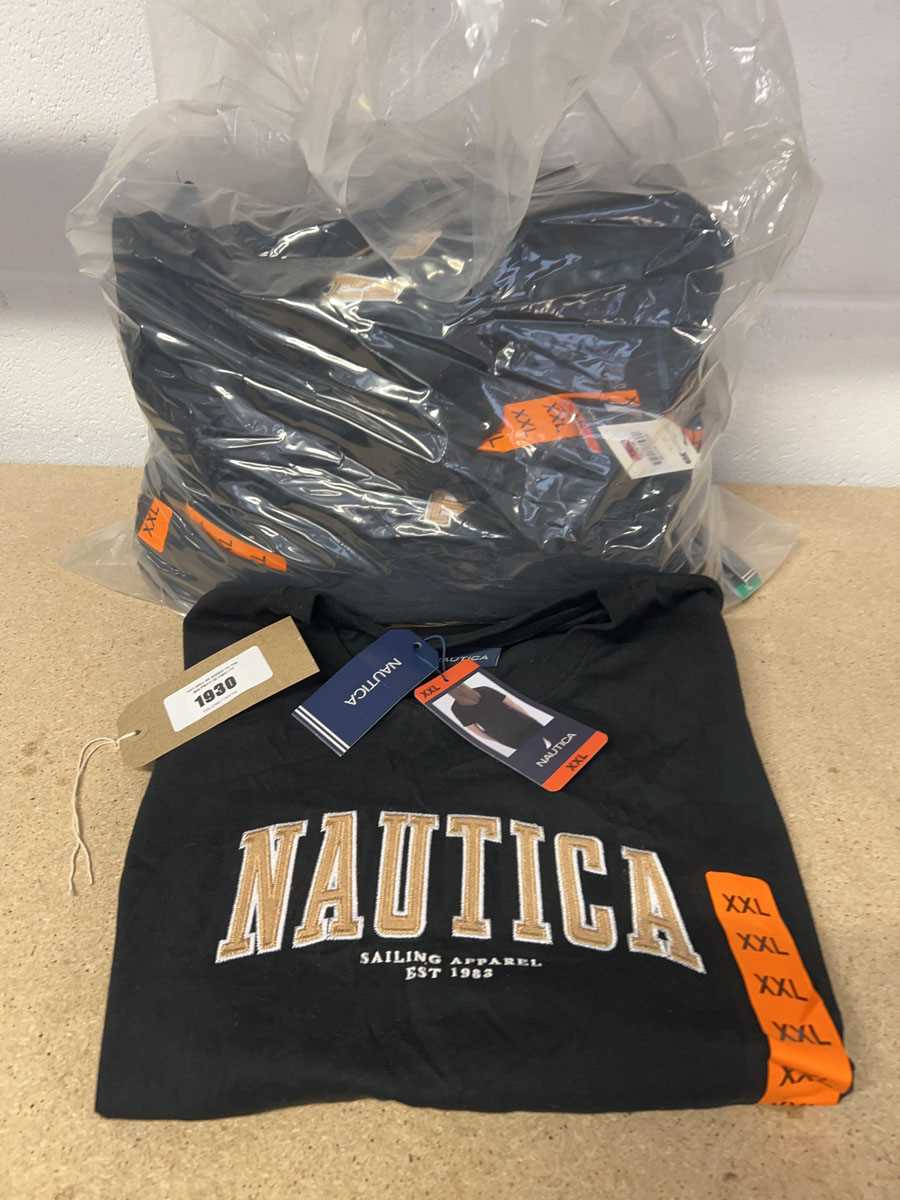 Lot Approx. 20 Nautica t-shirts