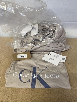 Lot Approx. 12 Calvin Klein jeans t-shirts