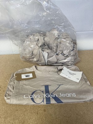 Lot Approx. 12 Calvin Klein jeans t-shirts