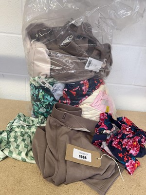 Lot Mixed lot of ladies loungewear/pyjamas to...