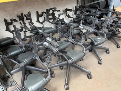 Lot 174 - Bay of Herman Miller Aeron seat bases/chassis
