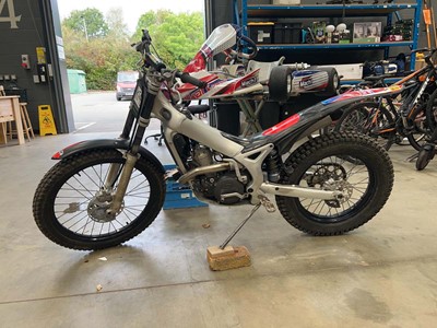Lot 4011 - (YK55 GWS) Beta 250 REV3 2006 trial bike, road...
