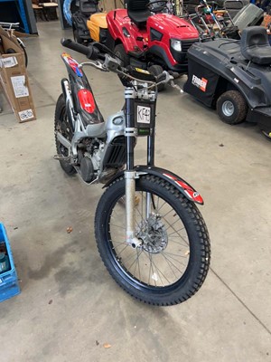 Lot 4011 - (YK55 GWS) Beta 250 REV3 2006 trial bike, road...