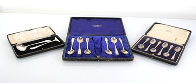 Lot 212 - A cased set of six silver teaspoons, London...