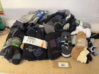 Lot 1837 - A bag containing a large qty of mixed socks to...