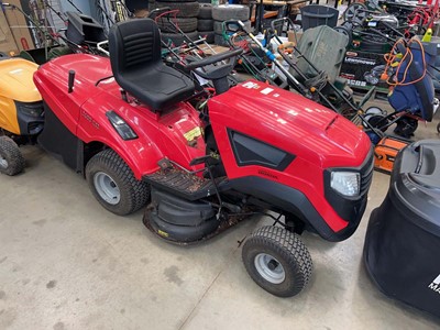 Lot 4112 - Honda 3600SH petrol ride on lawnmower plus key