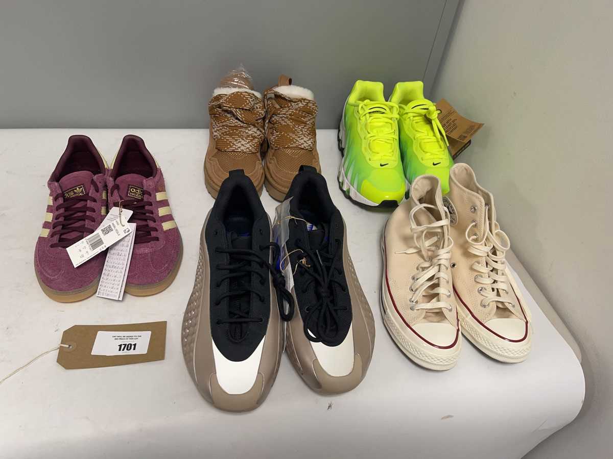 Lot 5x Pairs of trainers to include Convers, Ugg,...