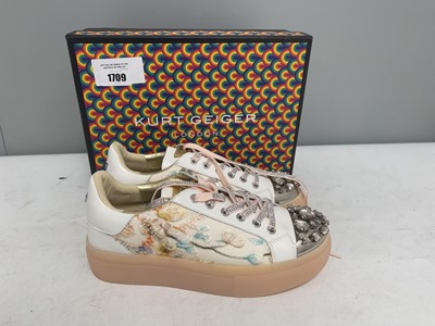Lot Kurt Geiger EU40 crystal toecap leather print...