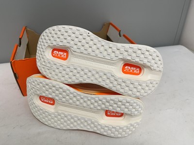 Lot Nike UK5.5 vomero premium trainers in sail -...
