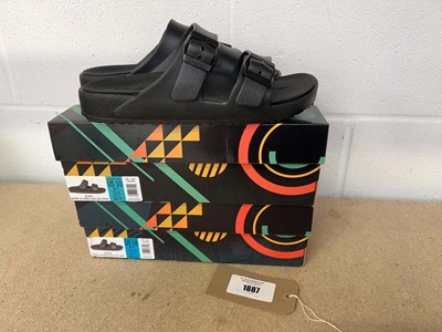 Lot 1887 - x2 boxed pairs of Skechers cali breeze arch...