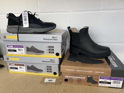 Lot 1892 - x2 boxed pairs of Khombu men's waterproof...
