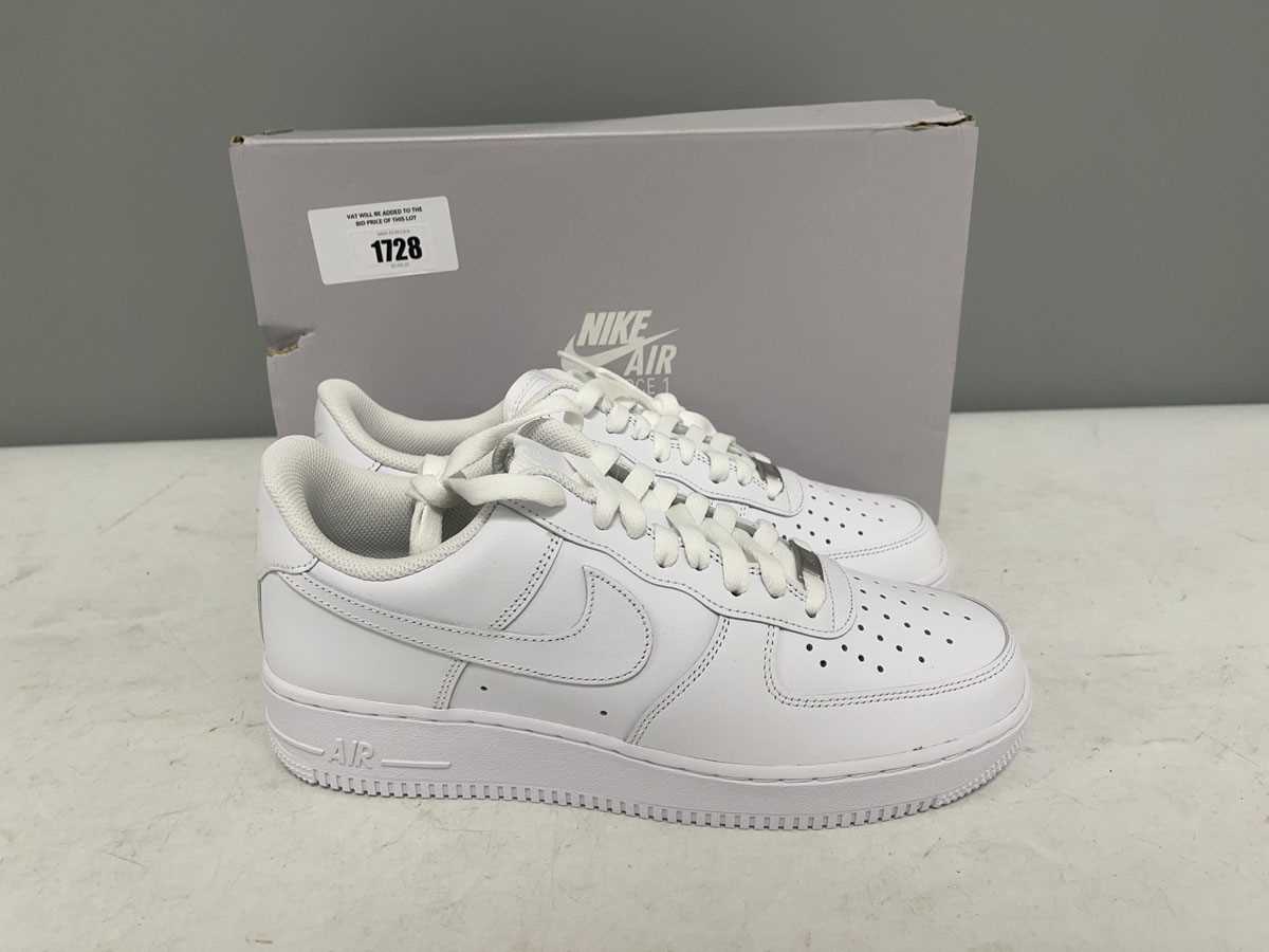 Lot Nike UK8 air force 1 '07 trainers in white -...