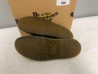 Lot Dr Martens UK5 josef sandals in black - boxed