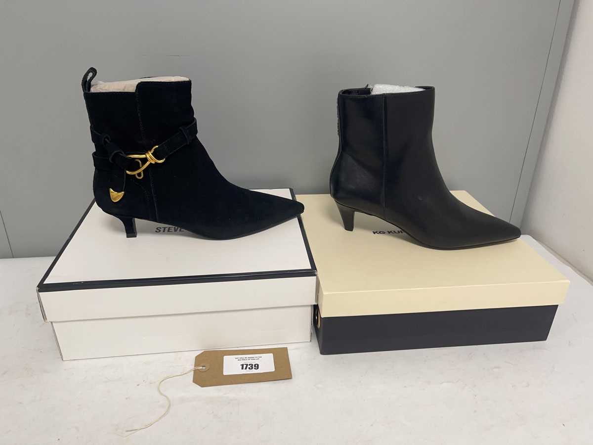 Lot 2x Boxed pairs of boots to include Kurt Geiger...