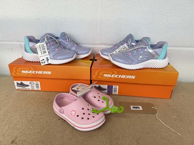 Lot 1905 - x2 boxed pairs of children's Skechers hands...