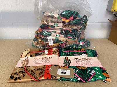 Lot 1950 - Approx. 15 ladies Room Service 2 piece stretch...