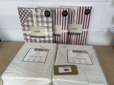 Lot 1962 - x3 Yard 100% tumbled cotton bed sets (x2 king...