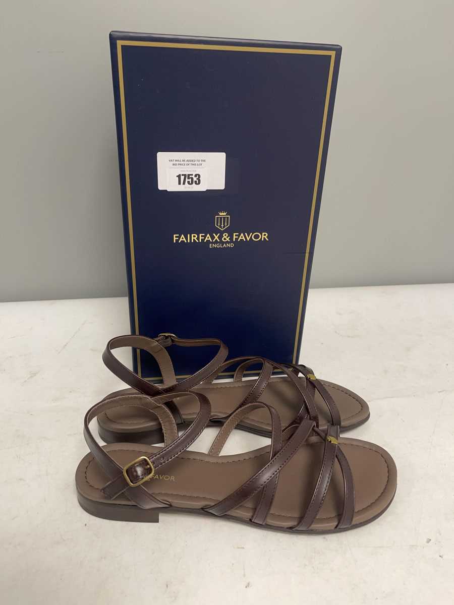 Lot Fairfax & Favor England UK9 st ives sandal in...