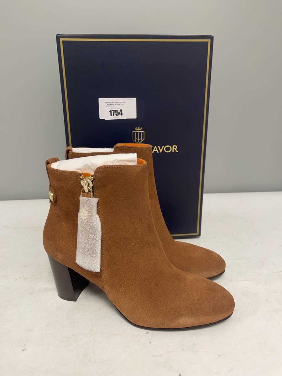 Lot Fairfax & Favor England UK9 oakham ankle boots...