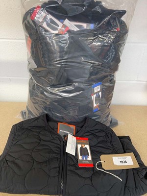 Lot 1974 - Approx. 10 Merrell lightweight quilted jackets