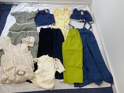 Lot NoBody's Child clothing