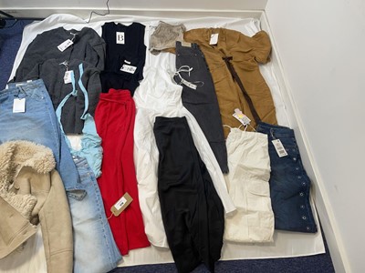 Lot Zara & Sister Companies clothing