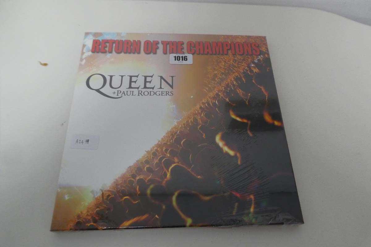 Lot Queen and Paul Rodgers Return of the Champions...