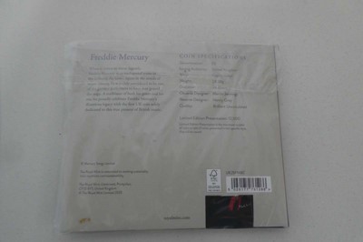 Lot Royal Mint Freddyie Mercury coloured £5 coin