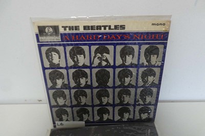 Lot 4 x Beatles albums and a John Lennon album to...