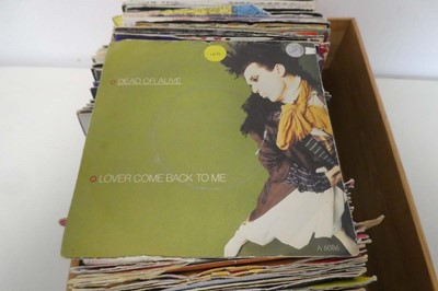 Lot 3 boxes containing a large quantity of 7"...