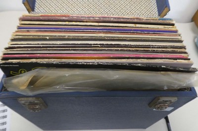 Lot 2 boxes of vinyl albums to include Shakin'...